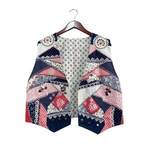 Patchwork Quilted Vest With Buttons & Lace